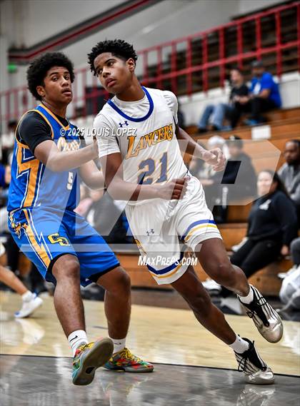 Thumbnail 1 in Charter Oak vs. Bishop Amat photogallery.
