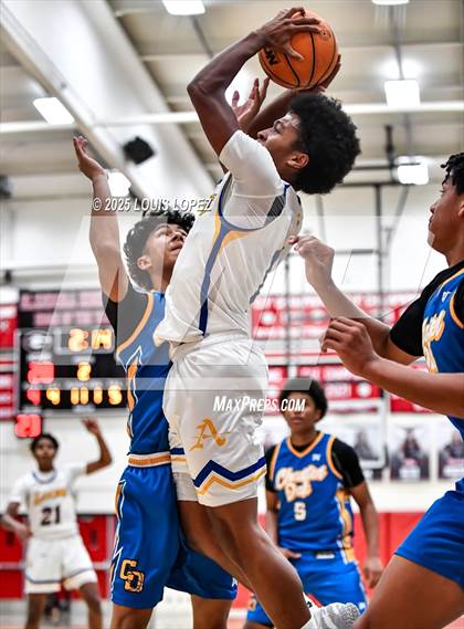 Thumbnail 2 in Charter Oak vs. Bishop Amat photogallery.