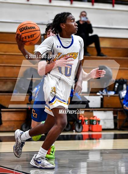 Thumbnail 1 in Charter Oak vs. Bishop Amat photogallery.