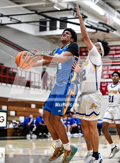 Thumbnail 1 in Charter Oak vs. Bishop Amat photogallery.