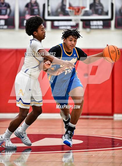 Thumbnail 1 in Charter Oak vs. Bishop Amat photogallery.