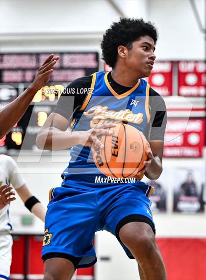 Thumbnail 3 in Charter Oak vs. Bishop Amat photogallery.