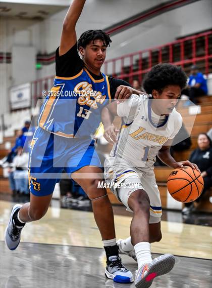 Thumbnail 2 in Charter Oak vs. Bishop Amat photogallery.