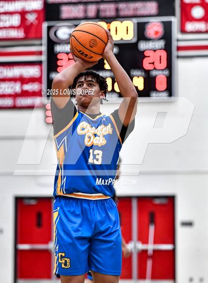 Thumbnail 2 in Charter Oak vs. Bishop Amat photogallery.