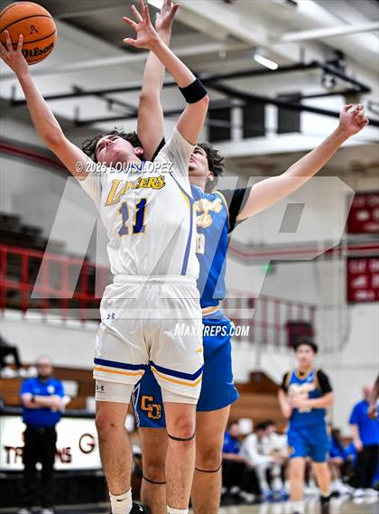 Thumbnail 3 in Charter Oak vs. Bishop Amat photogallery.