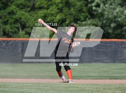 Thumbnail 3 in Amanda-Clearcreek vs. Liberty-Benton (OHSAA D5 Regional Final) photogallery.
