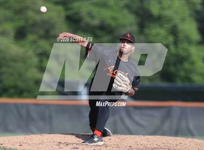 Thumbnail 3 in Amanda-Clearcreek vs. Liberty-Benton (OHSAA D5 Regional Final) photogallery.