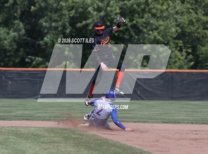 Thumbnail 2 in Amanda-Clearcreek vs. Liberty-Benton (OHSAA D5 Regional Final) photogallery.