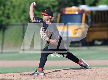 Thumbnail 3 in Amanda-Clearcreek vs. Liberty-Benton (OHSAA D5 Regional Final) photogallery.