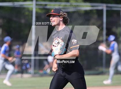 Thumbnail 2 in Amanda-Clearcreek vs. Liberty-Benton (OHSAA D5 Regional Final) photogallery.