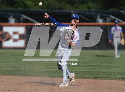Thumbnail 1 in Amanda-Clearcreek vs. Liberty-Benton (OHSAA D5 Regional Final) photogallery.