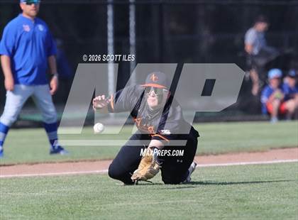 Thumbnail 1 in Amanda-Clearcreek vs. Liberty-Benton (OHSAA D5 Regional Final) photogallery.