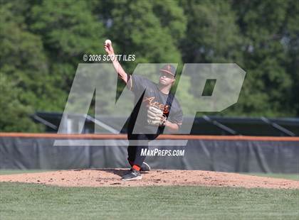 Thumbnail 2 in Amanda-Clearcreek vs. Liberty-Benton (OHSAA D5 Regional Final) photogallery.