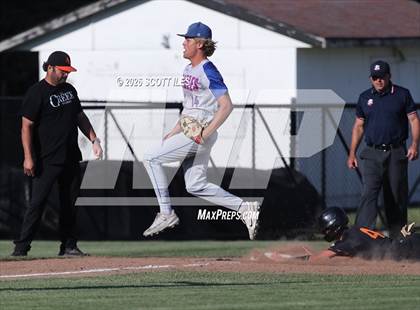 Thumbnail 2 in Amanda-Clearcreek vs. Liberty-Benton (OHSAA D5 Regional Final) photogallery.