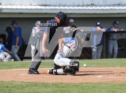 Thumbnail 3 in Amanda-Clearcreek vs. Liberty-Benton (OHSAA D5 Regional Final) photogallery.