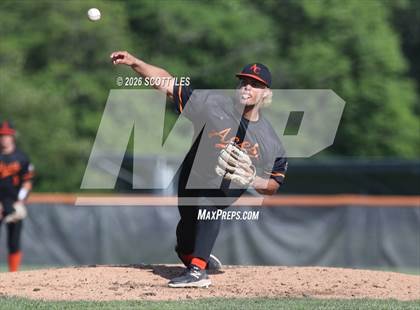 Thumbnail 2 in Amanda-Clearcreek vs. Liberty-Benton (OHSAA D5 Regional Final) photogallery.