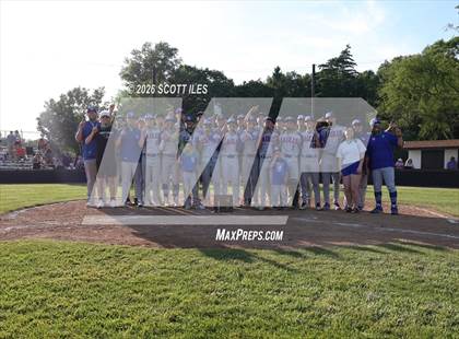 Thumbnail 2 in Amanda-Clearcreek vs. Liberty-Benton (OHSAA D5 Regional Final) photogallery.