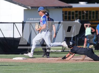 Thumbnail 1 in Amanda-Clearcreek vs. Liberty-Benton (OHSAA D5 Regional Final) photogallery.
