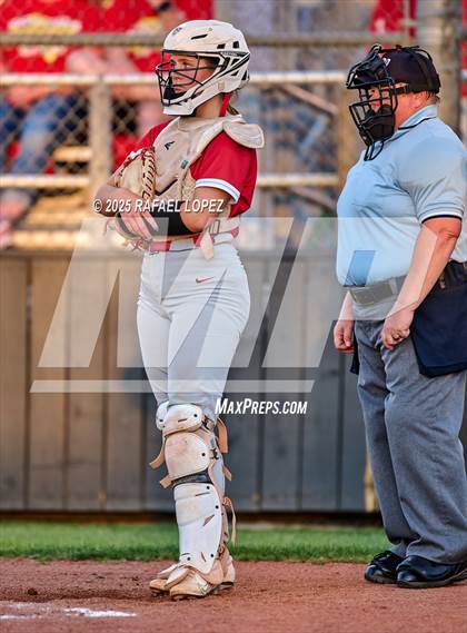Thumbnail 3 in Clear Springs vs. Katy (UIL 6A D1 Softball Regional Semi-Final) photogallery.