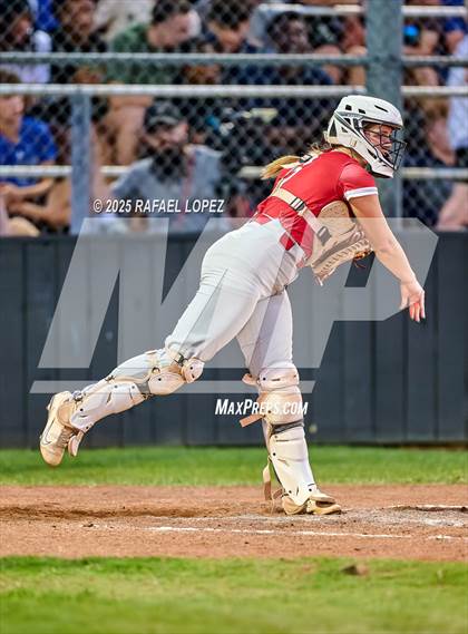 Thumbnail 2 in Clear Springs vs. Katy (UIL 6A D1 Softball Regional Semi-Final) photogallery.