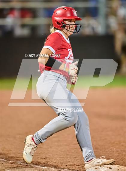 Thumbnail 3 in Clear Springs vs. Katy (UIL 6A D1 Softball Regional Semi-Final) photogallery.