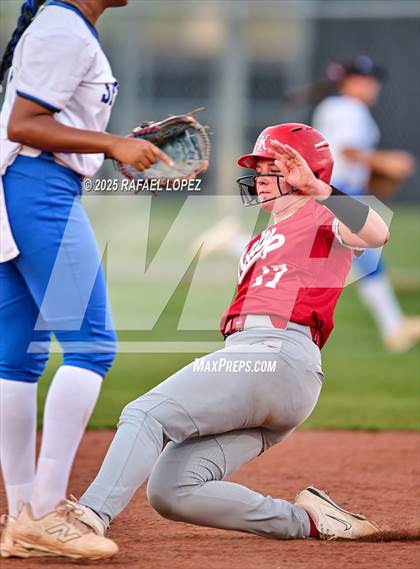 Thumbnail 1 in Clear Springs vs. Katy (UIL 6A D1 Softball Regional Semi-Final) photogallery.