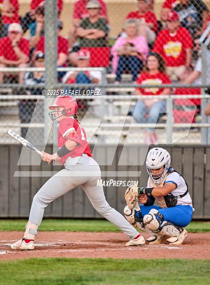 Thumbnail 2 in Clear Springs vs. Katy (UIL 6A D1 Softball Regional Semi-Final) photogallery.