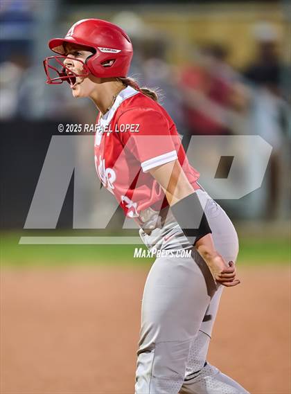 Thumbnail 3 in Clear Springs vs. Katy (UIL 6A D1 Softball Regional Semi-Final) photogallery.