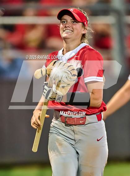 Thumbnail 1 in Clear Springs vs. Katy (UIL 6A D1 Softball Regional Semi-Final) photogallery.