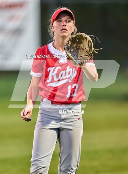 Thumbnail 1 in Clear Springs vs. Katy (UIL 6A D1 Softball Regional Semi-Final) photogallery.