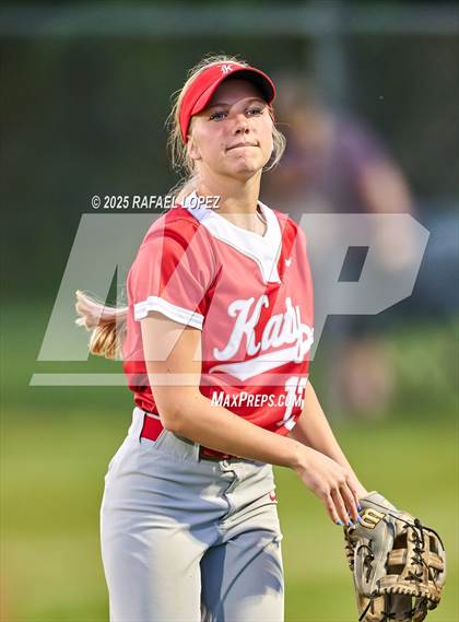 Thumbnail 2 in Clear Springs vs. Katy (UIL 6A D1 Softball Regional Semi-Final) photogallery.