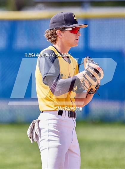 Thumbnail 2 in Del Oro @ Del Campo photogallery.