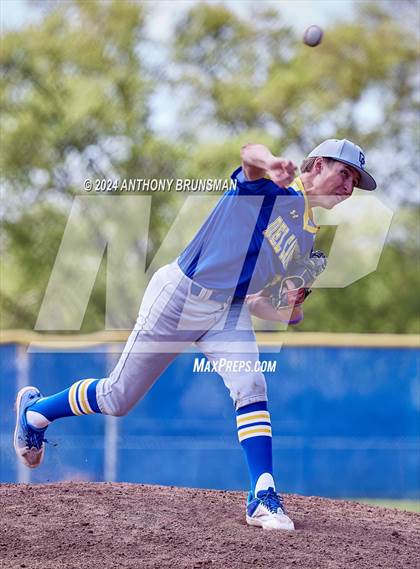Thumbnail 2 in Del Oro @ Del Campo photogallery.