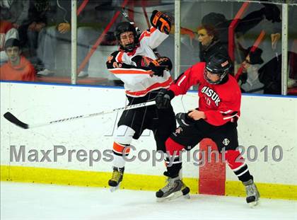 Thumbnail 1 in Masuk vs. Watertown/Pomperaug (CIAC Division 3 Quarterfinal) photogallery.