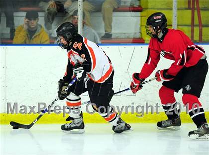 Thumbnail 3 in Masuk vs. Watertown/Pomperaug (CIAC Division 3 Quarterfinal) photogallery.