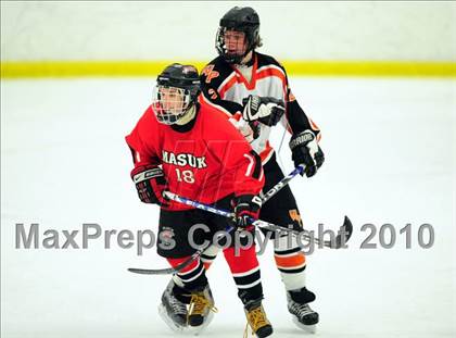 Thumbnail 2 in Masuk vs. Watertown/Pomperaug (CIAC Division 3 Quarterfinal) photogallery.