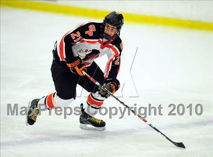 Thumbnail 2 in Masuk vs. Watertown/Pomperaug (CIAC Division 3 Quarterfinal) photogallery.
