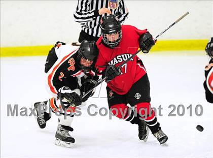 Thumbnail 2 in Masuk vs. Watertown/Pomperaug (CIAC Division 3 Quarterfinal) photogallery.