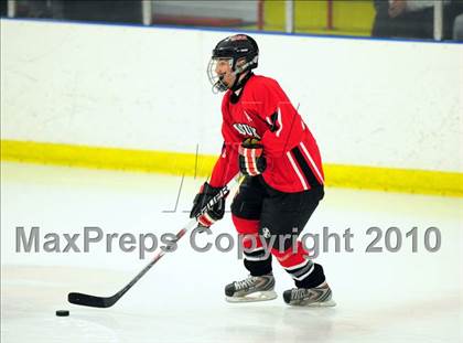 Thumbnail 2 in Masuk vs. Watertown/Pomperaug (CIAC Division 3 Quarterfinal) photogallery.
