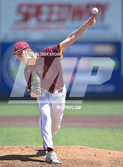 Thumbnail 2 in Lake Washington @ O'Dea (WIAA 3A Semifinal) photogallery.