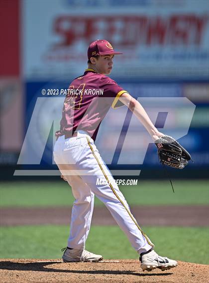 Thumbnail 3 in Lake Washington @ O'Dea (WIAA 3A Semifinal) photogallery.