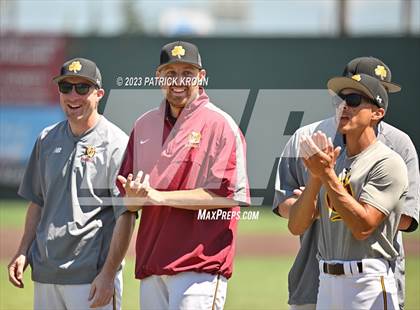 Thumbnail 2 in Lake Washington @ O'Dea (WIAA 3A Semifinal) photogallery.