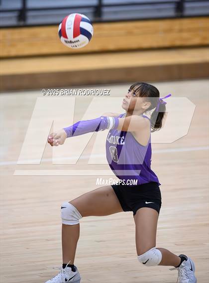 Thumbnail 3 in Lonoke vs Brookland (AAA 4A East Regional Round 1) photogallery.