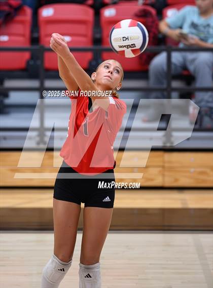 Thumbnail 1 in Lonoke vs Brookland (AAA 4A East Regional Round 1) photogallery.