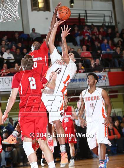 Thumbnail 3 in Tappan Zee vs Spring Valley (Section 1 Class A Semifinal) photogallery.