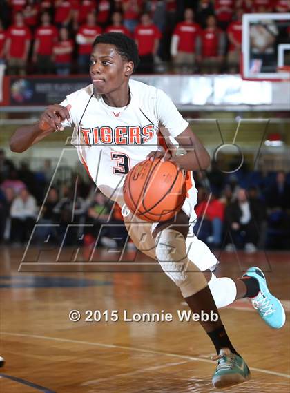 Thumbnail 1 in Tappan Zee vs Spring Valley (Section 1 Class A Semifinal) photogallery.