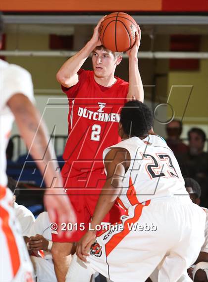 Thumbnail 3 in Tappan Zee vs Spring Valley (Section 1 Class A Semifinal) photogallery.