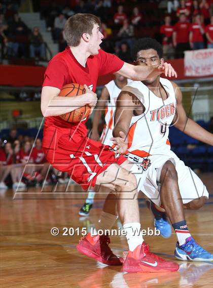 Thumbnail 1 in Tappan Zee vs Spring Valley (Section 1 Class A Semifinal) photogallery.