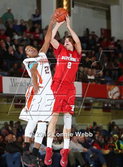 Thumbnail 2 in Tappan Zee vs Spring Valley (Section 1 Class A Semifinal) photogallery.