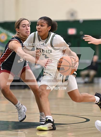 Thumbnail 3 in Long Beach Poly vs. St. Margaret's (VP/Brea Winter Classic) photogallery.